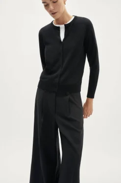Cardigan avec col ras du cou en laine ultra douce