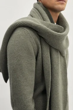 Écharpe en maille de Laine côtelée