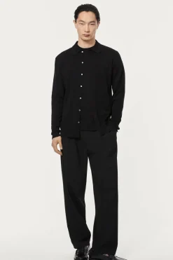 La chemise en tricot en coton biologique