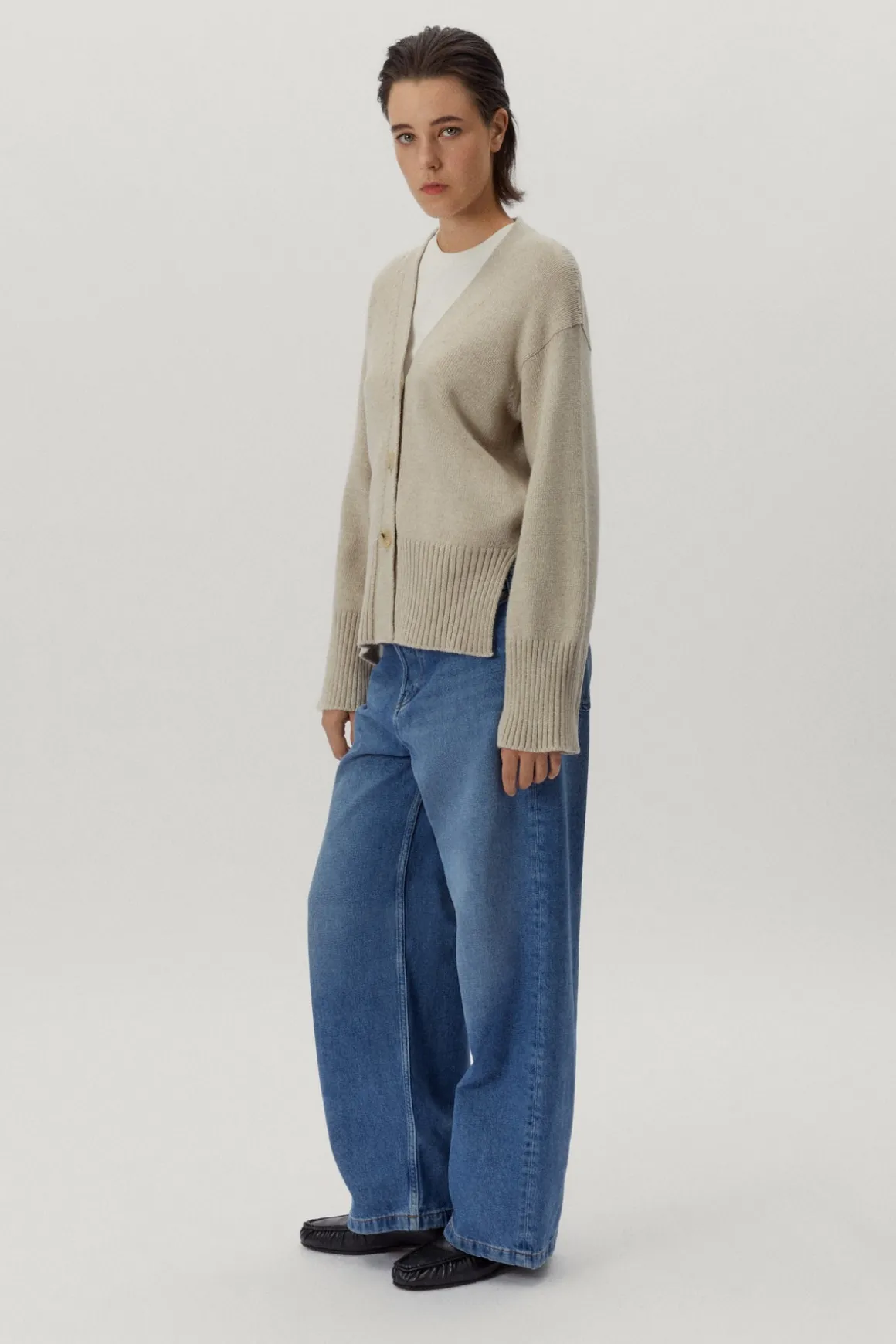 Le cardigan détendu en laine