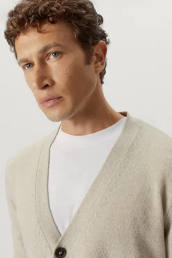 Le cardigan en laine