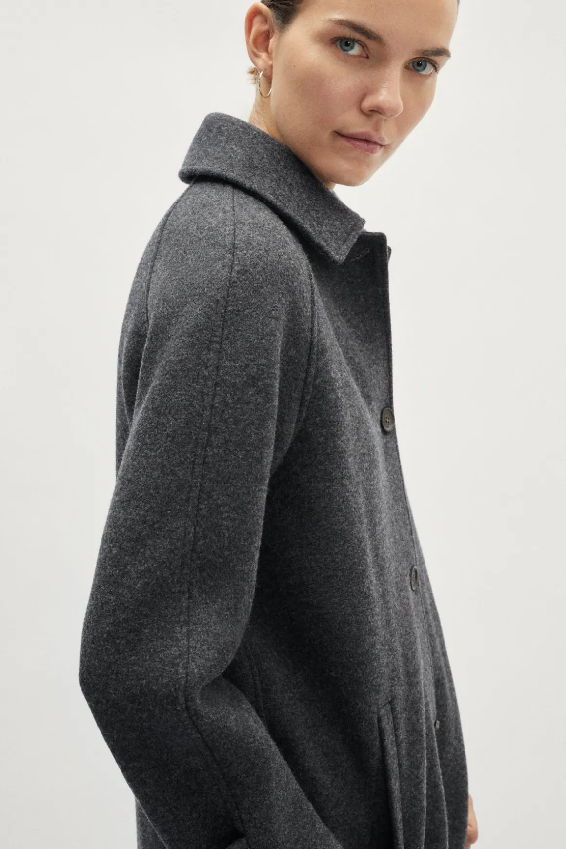 Le manteau en laine