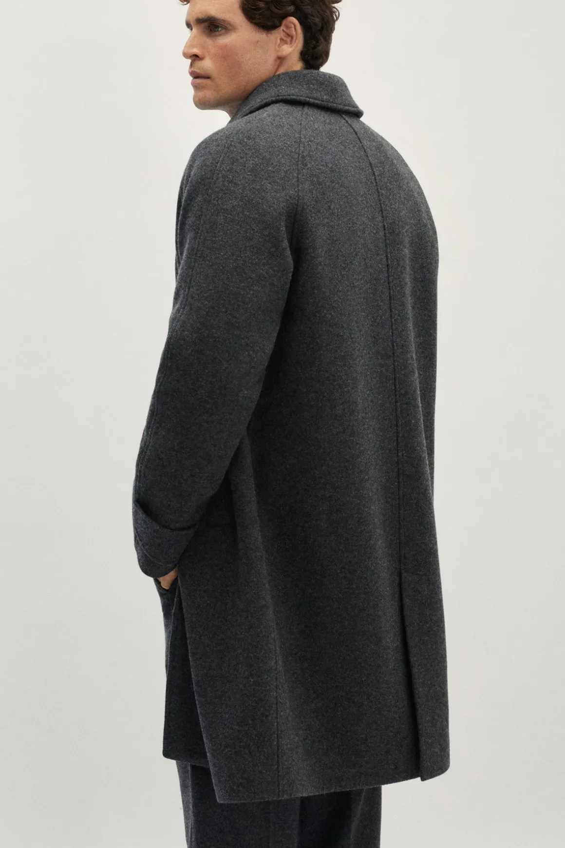 Le manteau en laine