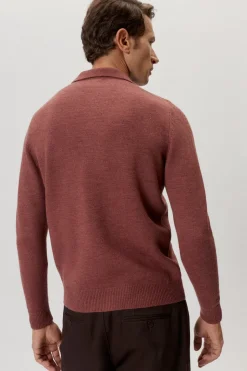 Le polo de teinture naturelle