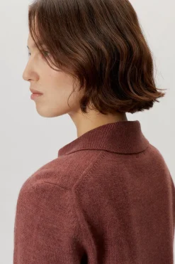 Le polo de teinture naturelle