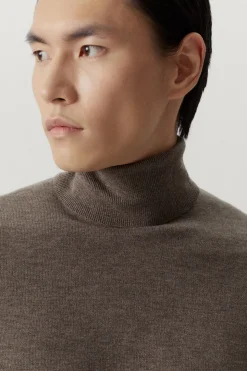 Le pull à col ultrasoft
