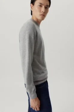 Le pull à cou rond ultrasoft