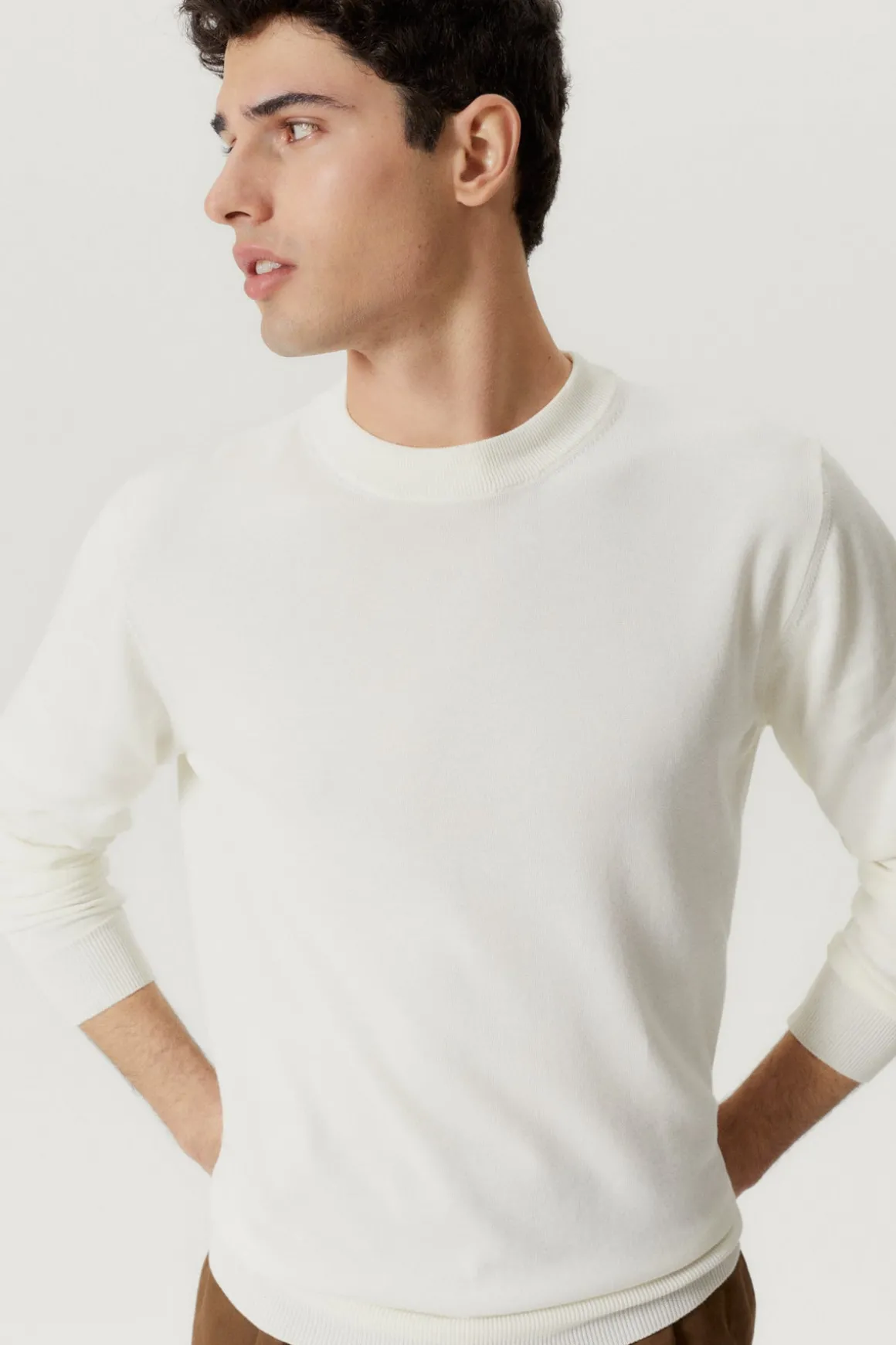Le pull léger en coton biologique