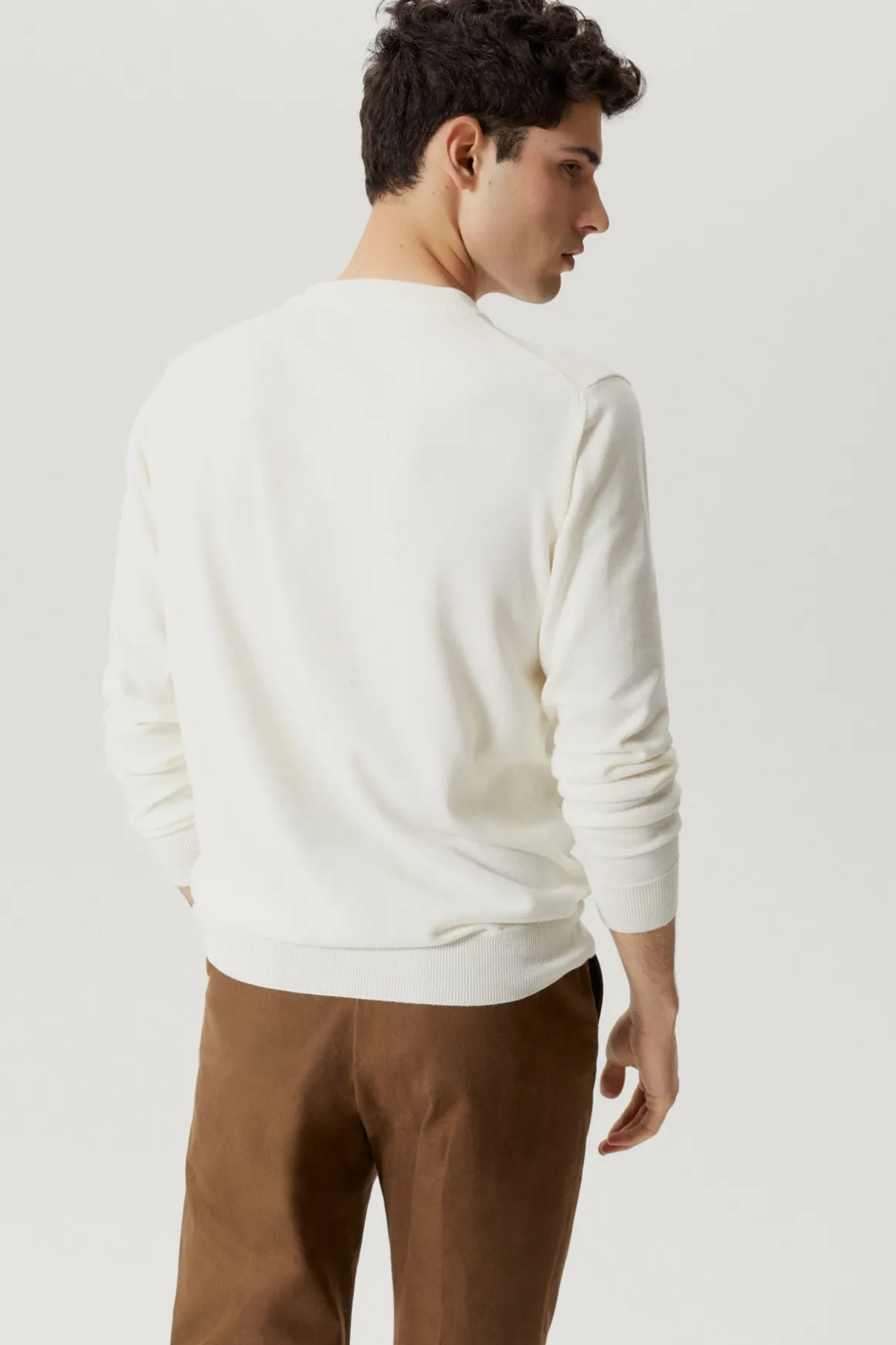 Le pull léger en coton biologique