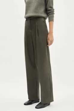 Pantalon ajusté en laine