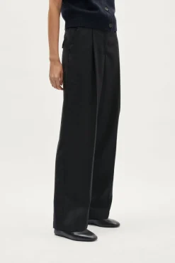 Pantalon ajusté en laine