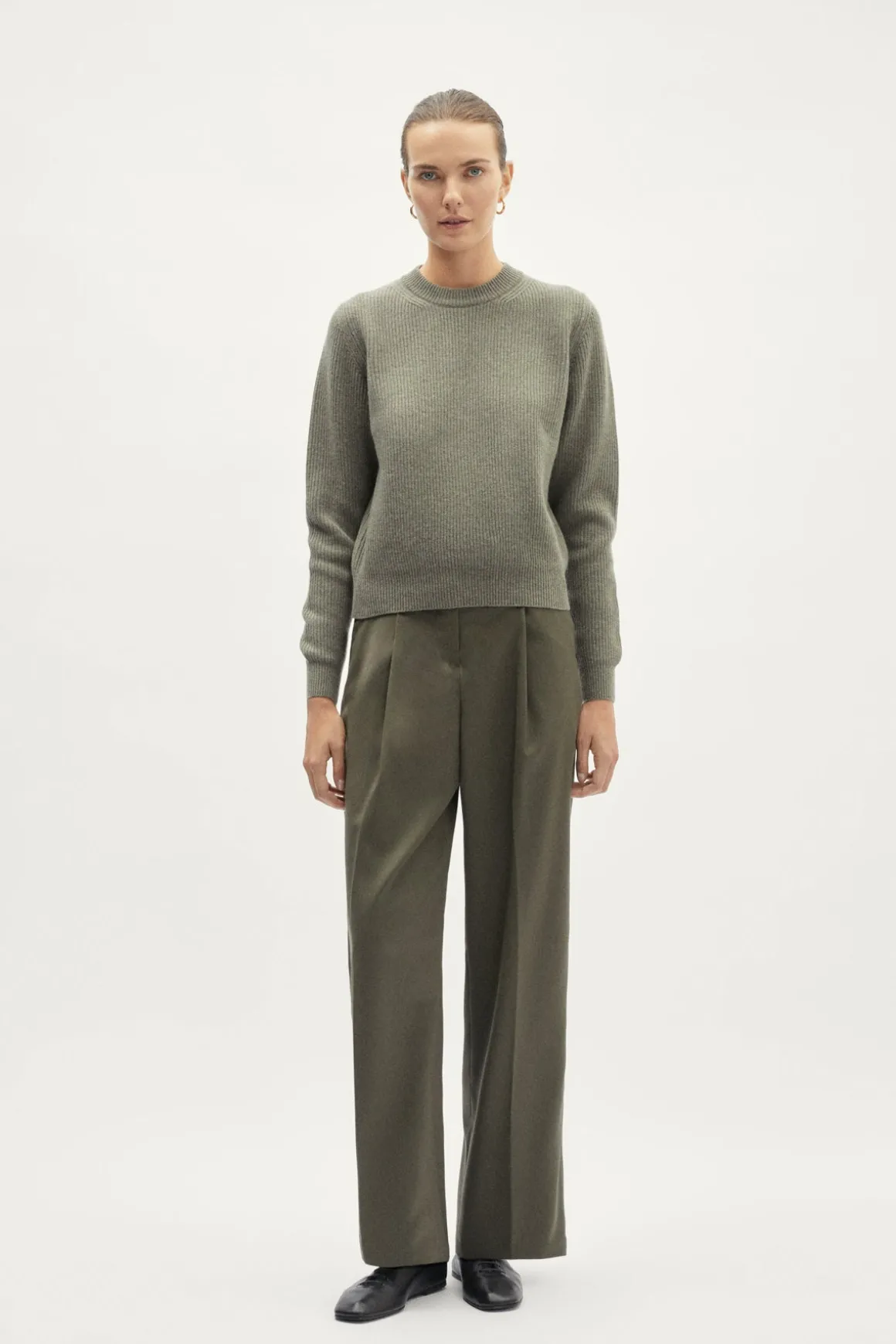 Pantalon ajusté en laine