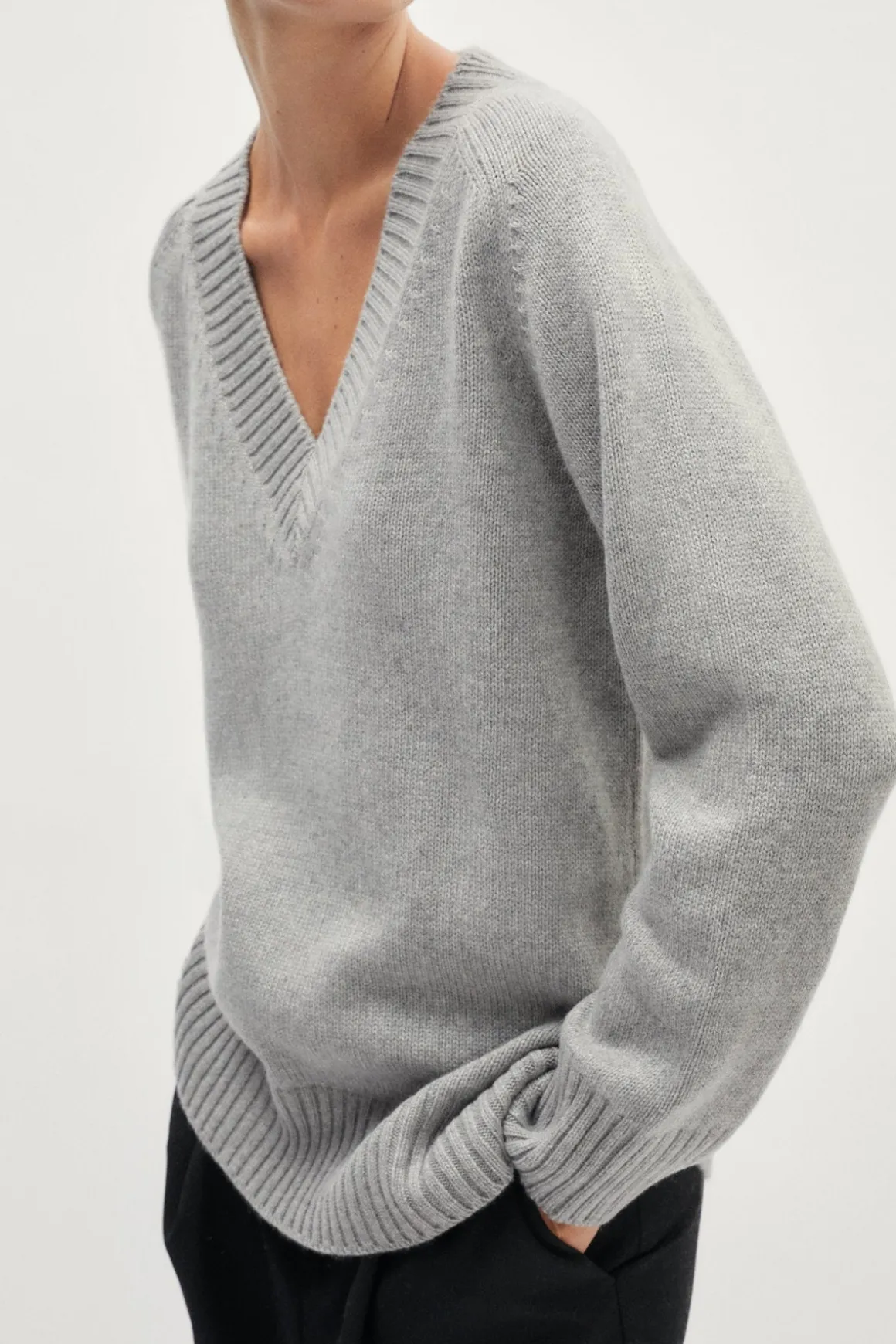 Pull avec col V en ReCashmere