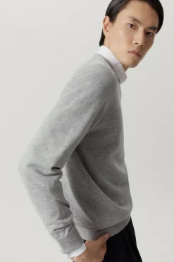 Pull col V en laine ultra douce