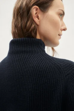 Pull long à col montant en laine